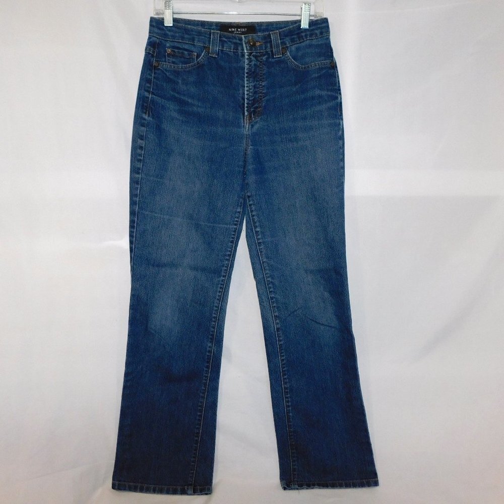Nine West High Rise mom Street Court Bootcut medium wash Blue Jeans  Womens 8